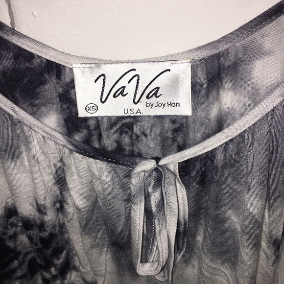 Top - Picture 3 of 3